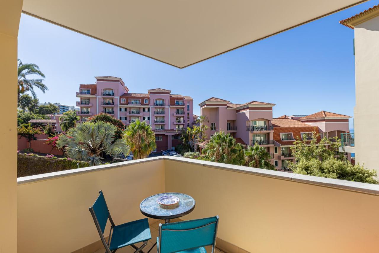 Atlantic Ocean View Apartment Funchal  Exterior foto